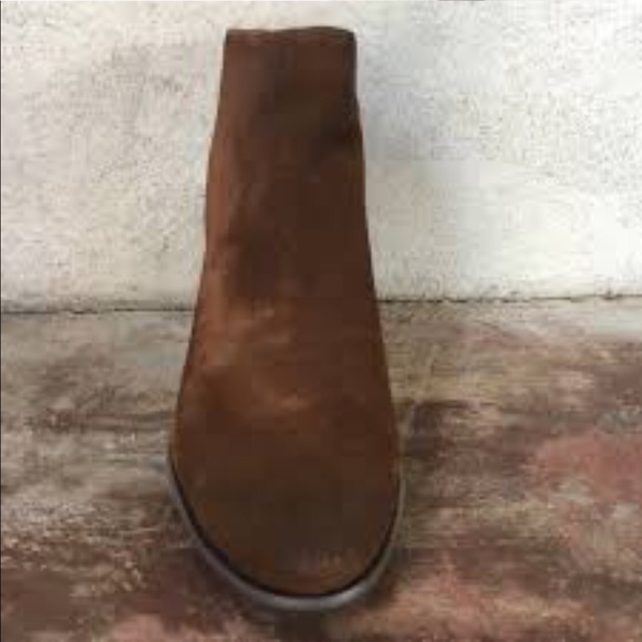 Chocolat Blu Cone Heel Closet Tod Mule Bootie - Picture 6 of 8